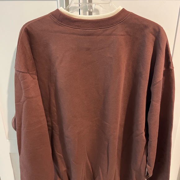 Holiday sweatshirt - Picture 4 of 5